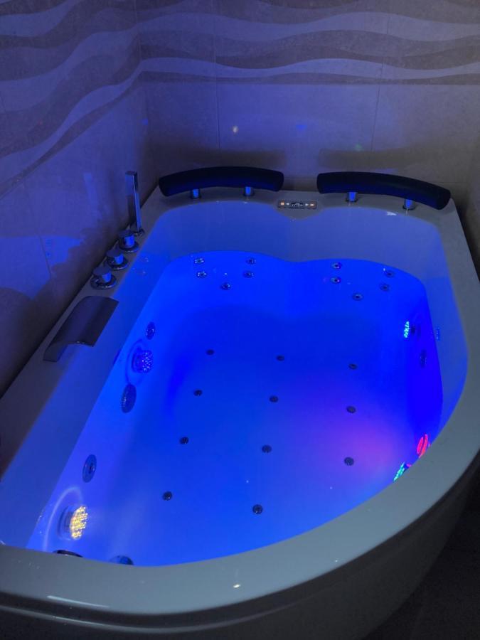 B&B La Reggia Di Rihanna Spa Caserta Exterior photo
